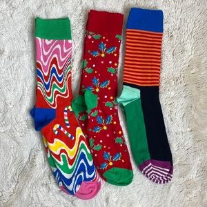 🥷🏿HAPPY SOCKS!! BUNDLE 3 PAIRS OF SOCKS!!